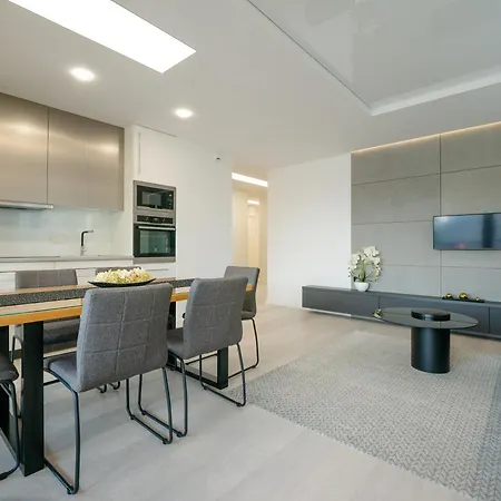 Apartamenty Homely Place Koziolki - Stary Rynek - Parking Poznań Zewnętrze zdjęcie